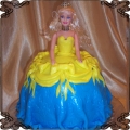 22 Tort lalka niebieska i żółta sukienka 