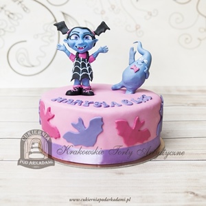 Tort Vampirina i duszek Emil