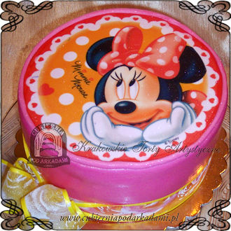 Tort Minnie na opłatku