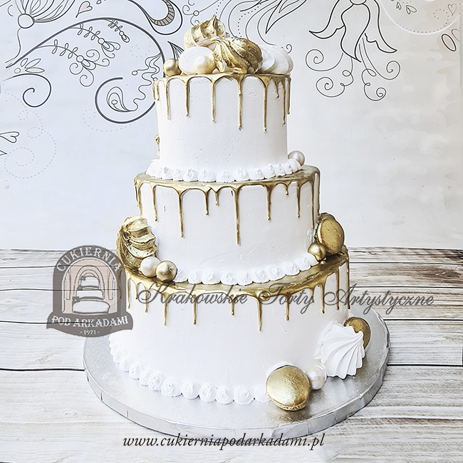 50BW Tort-weselny-glamour-piętrowy-złoty-drip-cake-z-polewą-zdobiony-złotymi-bezami-i-makaronikami