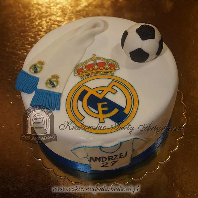 114ASM.Tort-Real-Madryt-herb-logo-pilka-sport-szalik-kibica-cukiernia-pod-arkadami-krakow