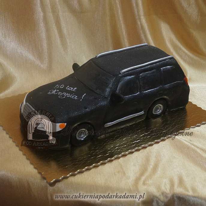 126ASM.Tort-w-ksztalcie-auta-volkswagen-czarny-kombi-przestrzenny-cukiernia-pod-arkadami-krakow