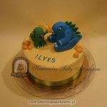 172ADU.Tort-lapkozaury-Dinopaws-Cake-dinozaury-cukiernia-pod-arkadami-krakow