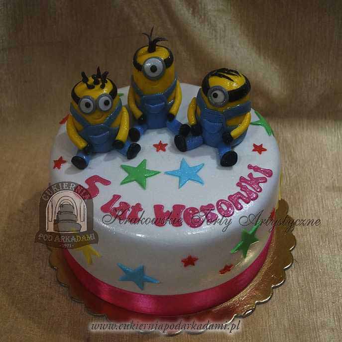 231ADU.Tort-minionki-3-figurki-na-5-urodziny-dziewczynki-Minions-cake-cukiernia-pod-arkadami-krakow