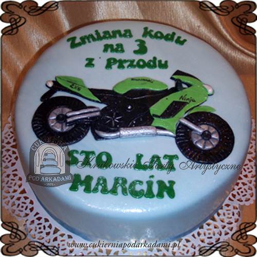 53ASM.Tort-z-motorem-kawasaki-ninja-na-30-urodziny-motocyklista-cukiernia-pod-arkadami-krakow