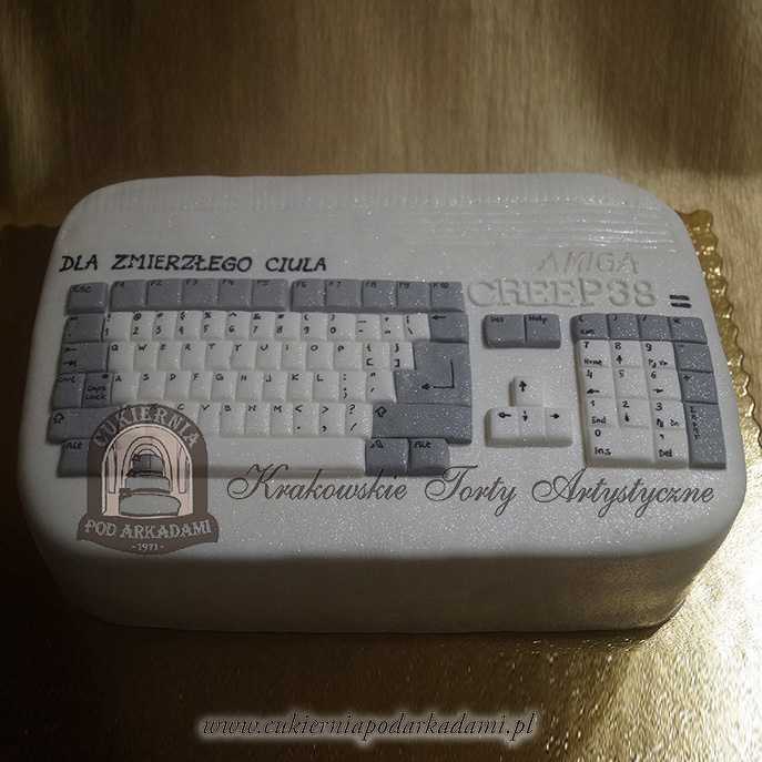 134-AOA-Tort-amiga-komputer-it-retro-cukiernia-pod-arkadami-krakow