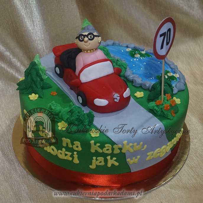 136-AOA-Tort-babcia-w-aucie-cabrio-kabriolet-auto-na-70-urodziny-cukiernia-pod-arkadami-krakow