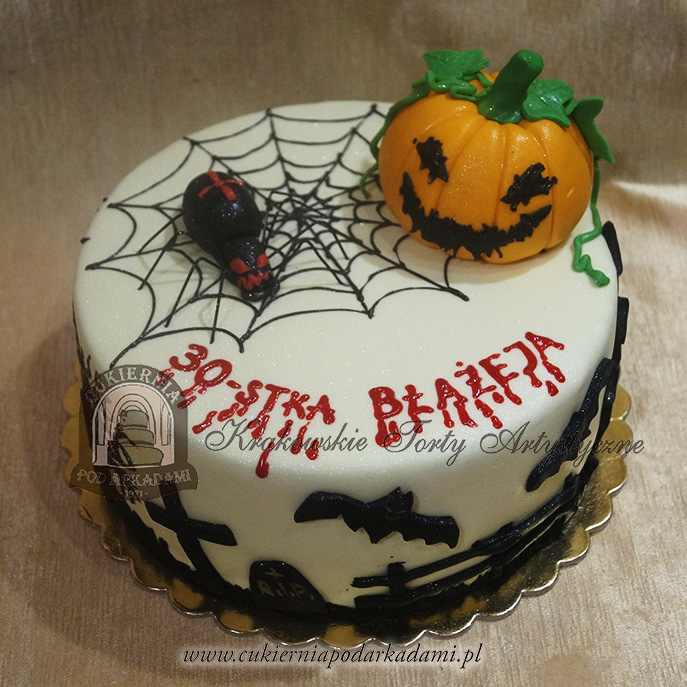 143-AOA-Tort-na-Halloween-cmentarny-dynia-pajeczyna-pajaki-nietoperze-cukiernia-pod-arkadami-krakow
