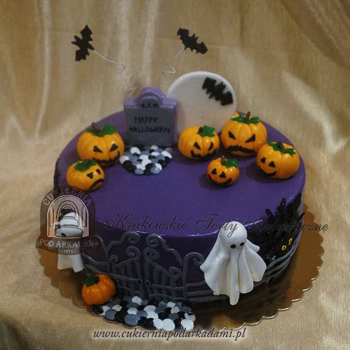144-AOA-Tort-na-Halloween-cmentarz-groby-dynia-duchy-nietoperze-cukiernia-pod-arkadami-krakow