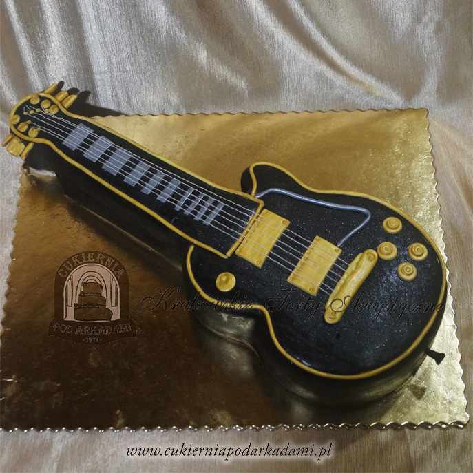 151-AOA-Tort-gitara-przestrzenny-duzy-guitar-cake-cukiernia-pod-arkadami-krakow