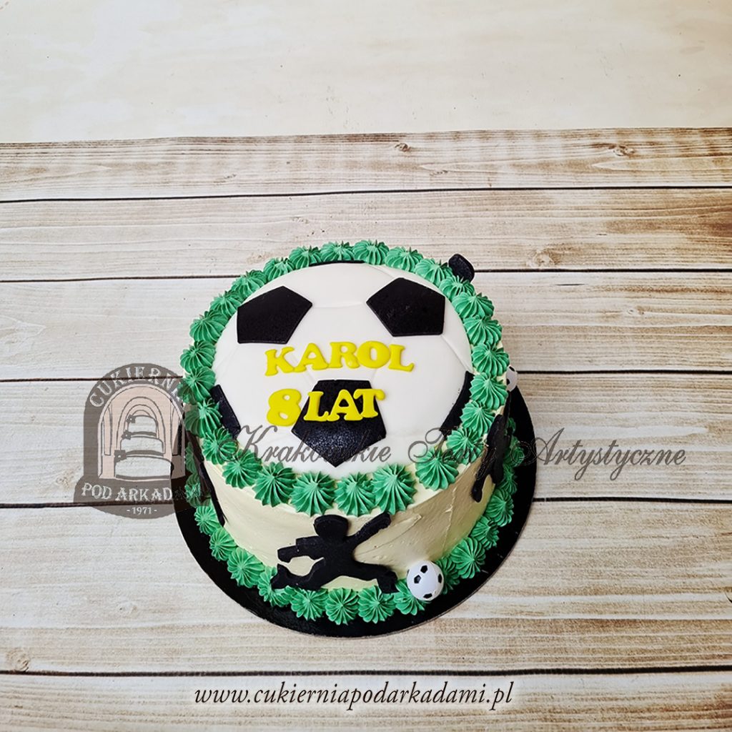 418BA Piłkarski tort z piłką elemenatmi murawy i sylwetkami piłkarzy CPA