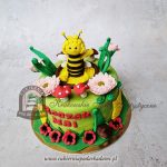 441BD Tort Pszczółka MAJA na ukwieconej łące cpa